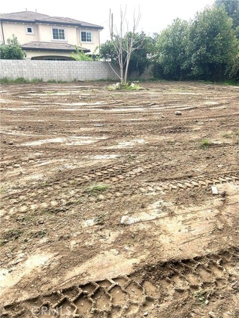 Vacant Land Apn 8585021060 Temple City CA. Photo 3 of 4