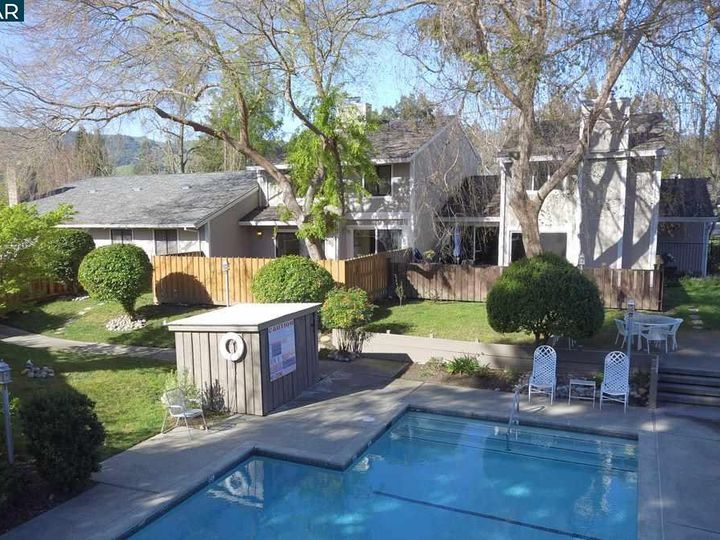 106 Clover Hill Dr, Danville, CA, 94526 Townhouse. Photo 19 of 26