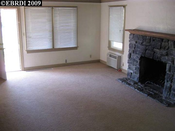Rental 107 Sycamore Ave, Brentwood, CA, 94513. Photo 2 of 4