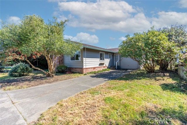 112 Woodland Dr, Fort Bragg, CA | . Photo 2 of 20