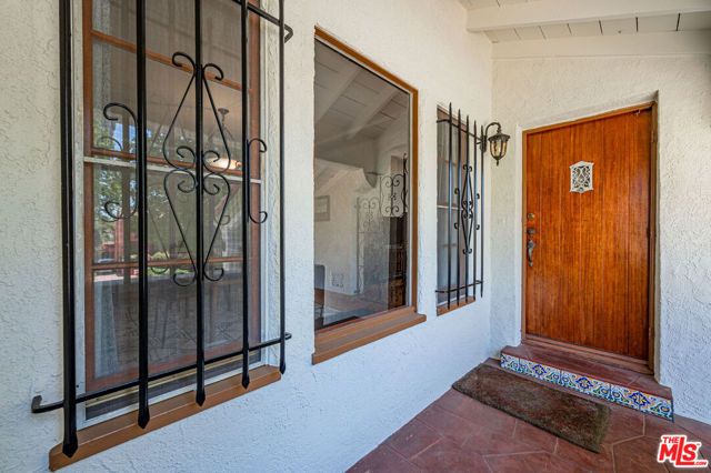 1132 S Crescent Heights Blvd, Los Angeles, CA | . Photo 22 of 51