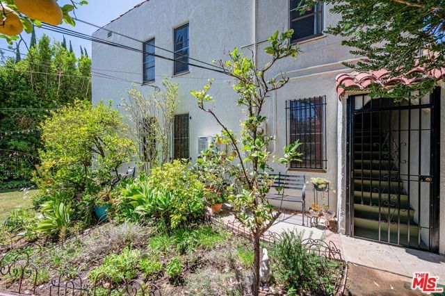 1132 S Crescent Heights Blvd, Los Angeles, CA | . Photo 44 of 51