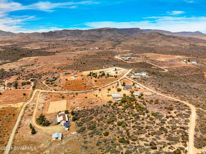 11480 S Hackberry Rd, Mayer, AZ | 5 Acres Or More. Photo 8 of 21