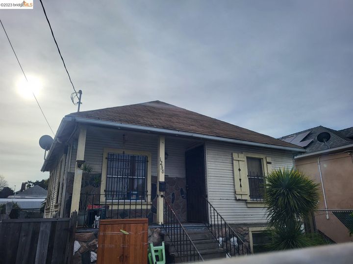 1238 97th Ave, Oakland, CA | East Oakland. Photo 1 of 3