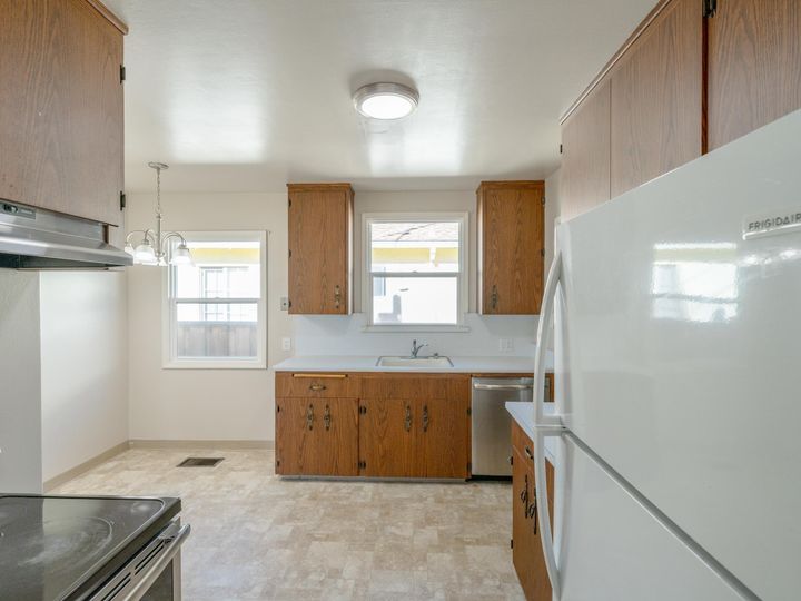 1302 Margery Ave, San Leandro, CA | Bal. Photo 9 of 21