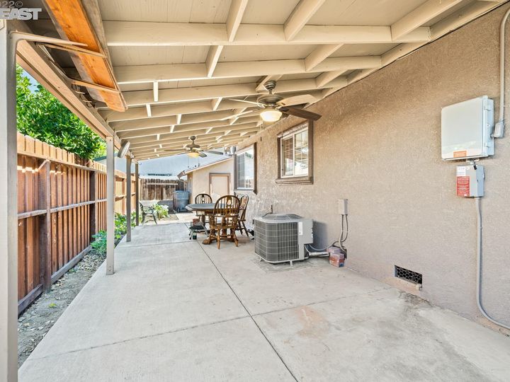 1323 Duncan Dr, Tracy, CA | Summergate. Photo 17 of 23