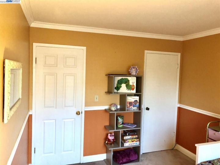 1458 Newhall Pkwy #1458, Concord, CA, 94521 Townhouse. Photo 8 of 33