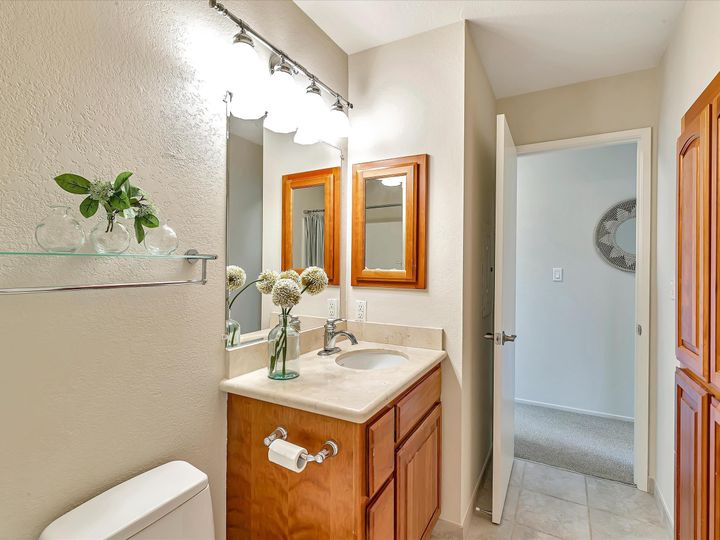1499 Spring Valley Cmn, Livermore, CA, 94551 Townhouse. Photo 22 of 31