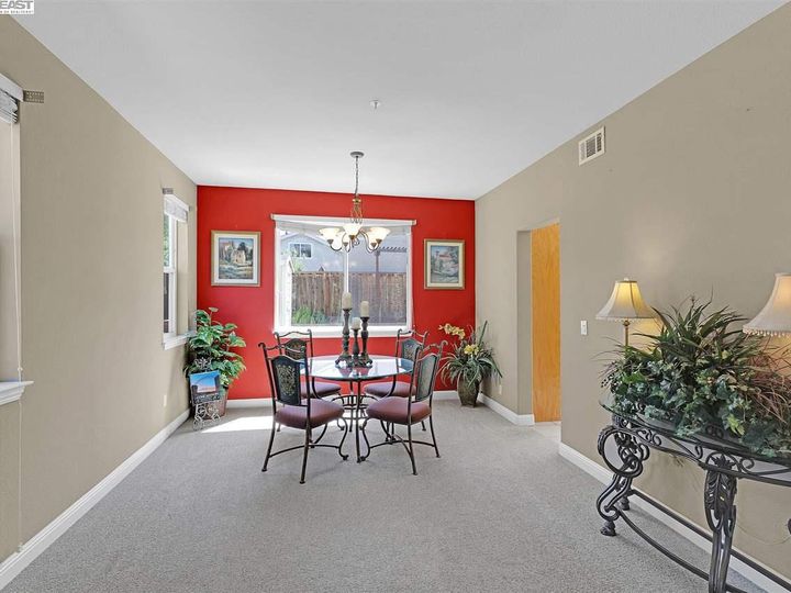1499 Winding Stream Dr, Livermore, CA | Mill Creek. Photo 11 of 40