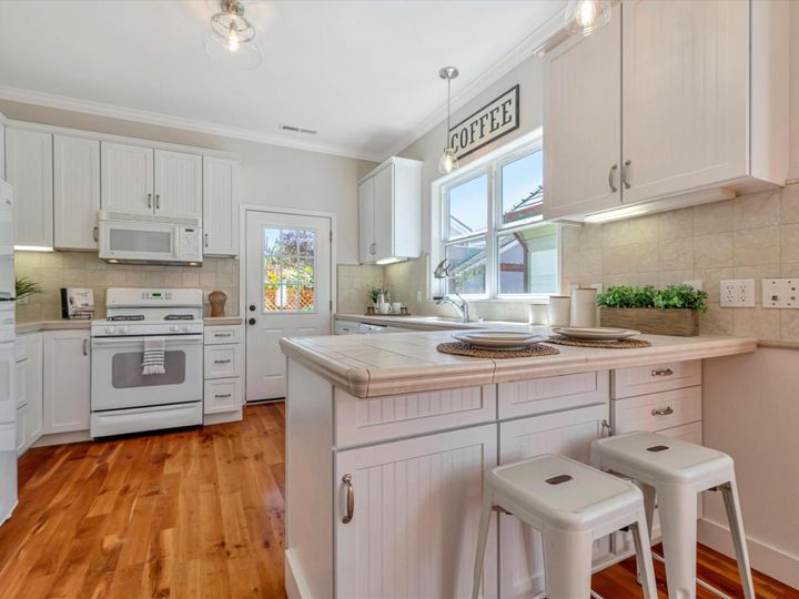 1550 Lincoln Ave, Capitola, CA | . Photo 14 of 51