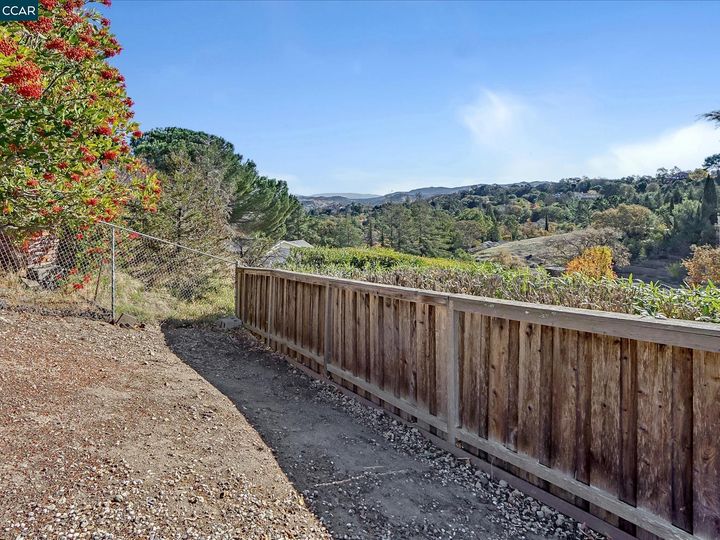 156 Rosemont Ct, Walnut Creek, CA | Secluded Valley. Photo 33 of 42