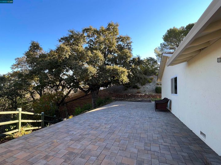 156 Rosemont Ct, Walnut Creek, CA | Secluded Valley. Photo 38 of 42