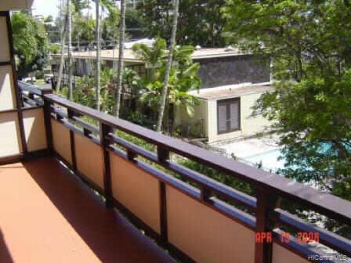 Punahou Terrace condo #A-304/A-18. Photo 6 of 9