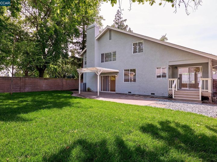 1657 Alnwick Dr, Roseville, CA | . Photo 34 of 36