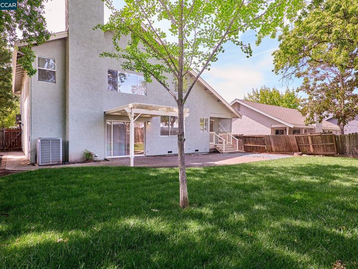 1657 Alnwick Dr, Roseville, CA | . Photo 35 of 36