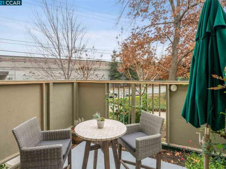 1660 Parkside Dr, Walnut Creek, CA, 94597 Townhouse. Photo 9 of 37