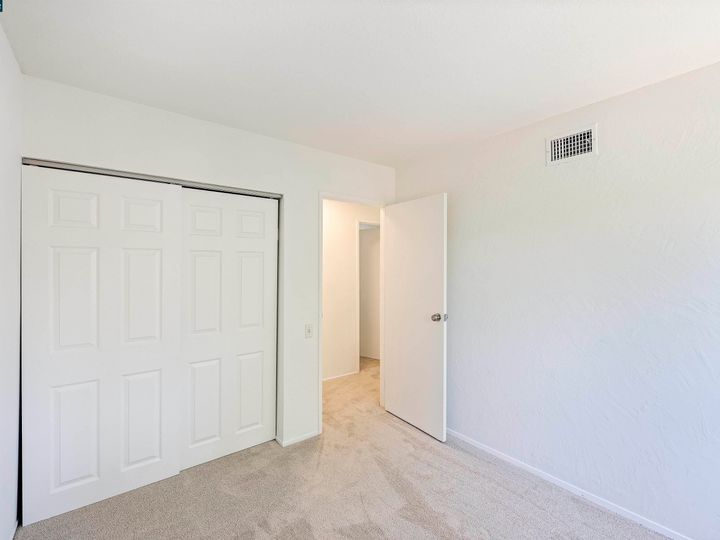 1661 Armstrong Ct, Concord, CA, 94521 Townhouse. Photo 37 of 58