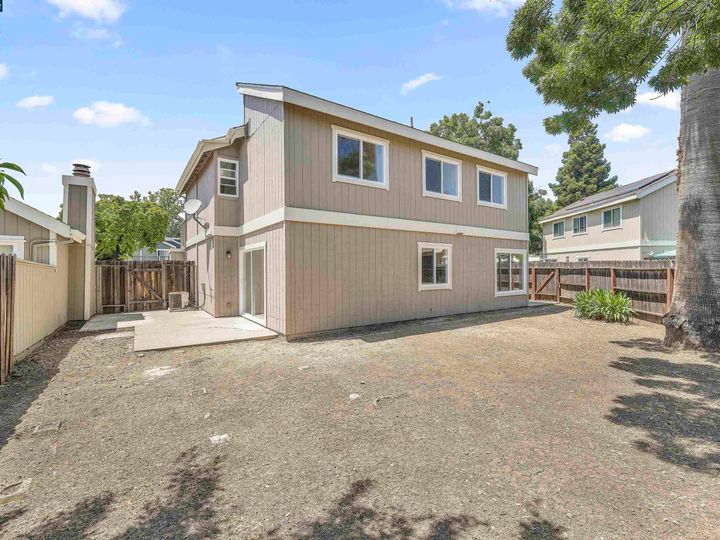 1661 Armstrong Ct, Concord, CA, 94521 Townhouse. Photo 55 of 58