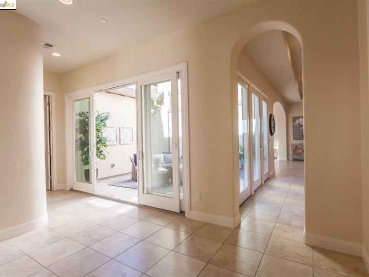 1663 Gamay Ln, Brentwood, CA | Trilogy Vineyards. Photo 11 of 32