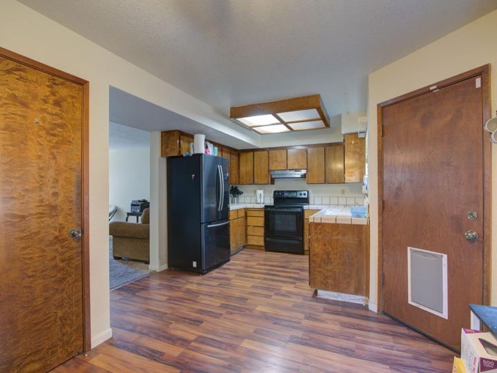 170 Gibson Dr #23, Hollister, CA, 95023 Townhouse. Photo 8 of 29