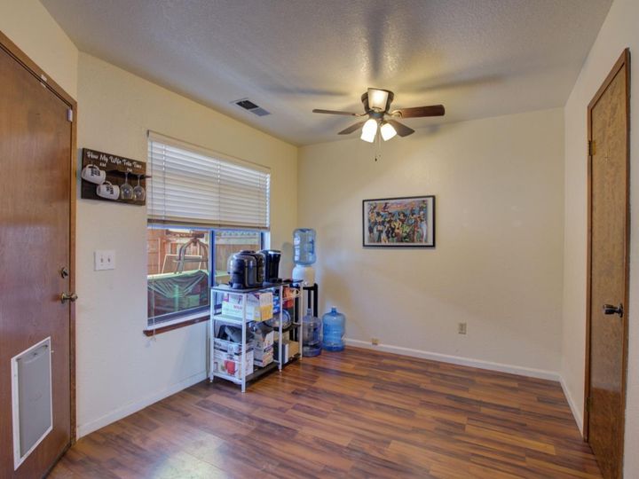 170 Gibson Dr #23, Hollister, CA, 95023 Townhouse. Photo 10 of 29