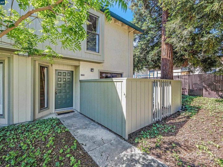 1708 Parkside Dr, Walnut Creek, CA, 94597 Townhouse. Photo 1 of 33