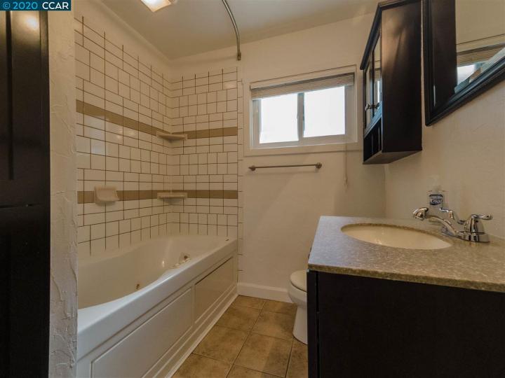 1742 Shirley Dr, Pleasant Hill, CA | Gregory Gardens. Photo 17 of 38