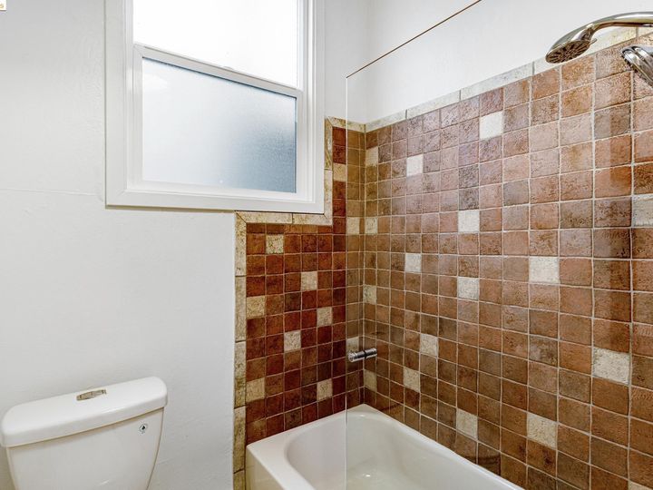 1760 9th St, Oakland, CA | West Oakland. Photo 22 of 29