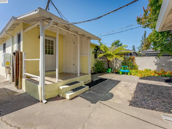 1818 Knox St, Castro Valley, CA | Bay Wood. Photo 23 of 32