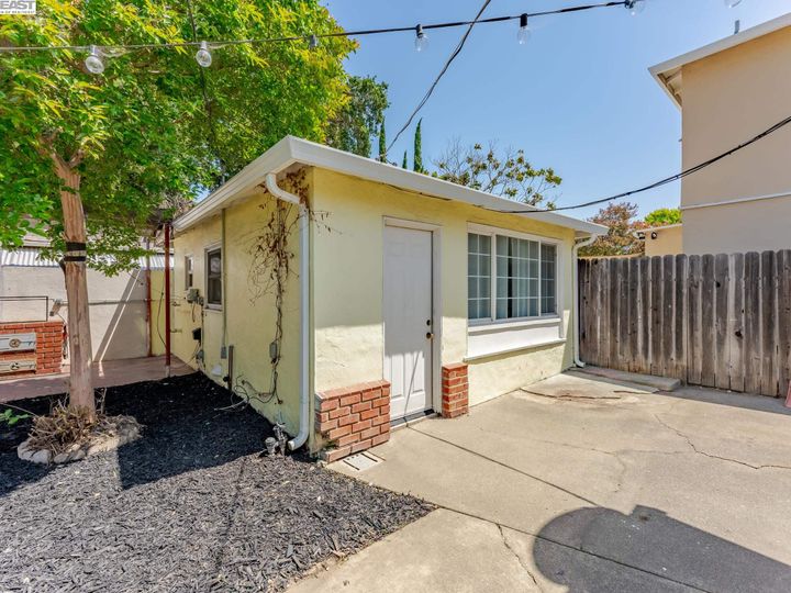 1818 Knox St, Castro Valley, CA | Bay Wood. Photo 25 of 32