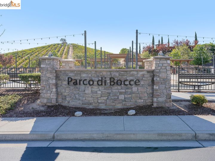 1827 Barsac Ct, Brentwood, CA | Trilogy Vineyards. Photo 36 of 42