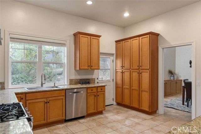 189 Canyon Highlands Dr, Oroville, CA | . Photo 17 of 60