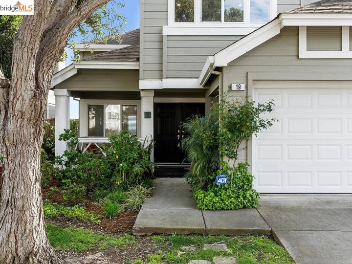 19 Harbor View Dr, Richmond, CA | Sunset Pointe. Photo 2 of 60