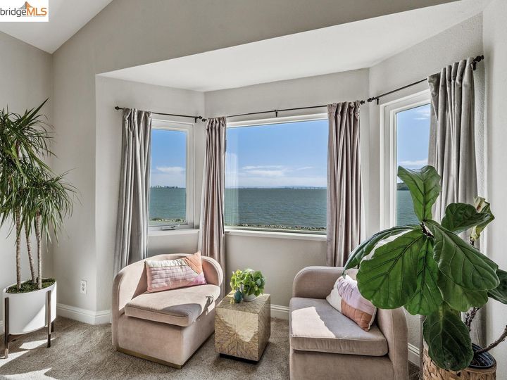 19 Harbor View Dr, Richmond, CA | Sunset Pointe. Photo 35 of 60