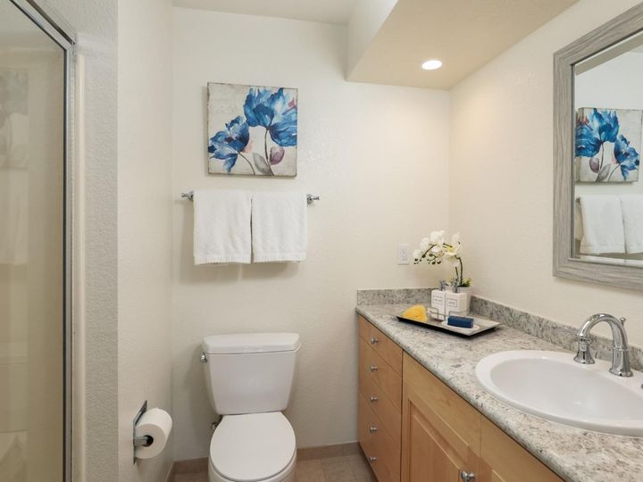 201 Ada Ave #25, Mountain View, CA, 94043 Townhouse. Photo 19 of 25