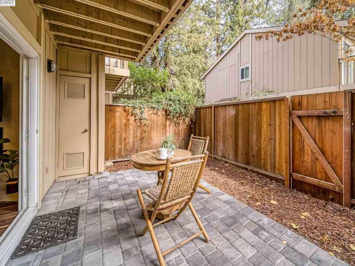 201 Flynn Ave #8, Mountain View, CA, 94043 Townhouse. Photo 27 of 33