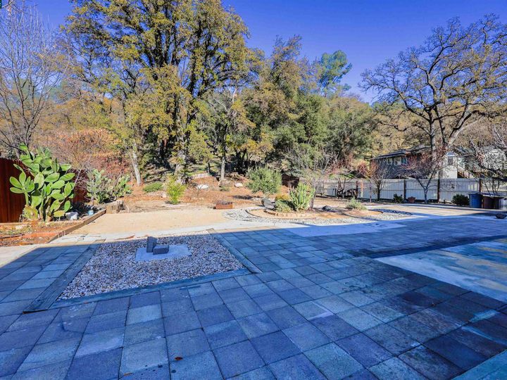 20126 Gold Flat Ct, Hidden Valley Lake, CA | . Photo 31 of 37