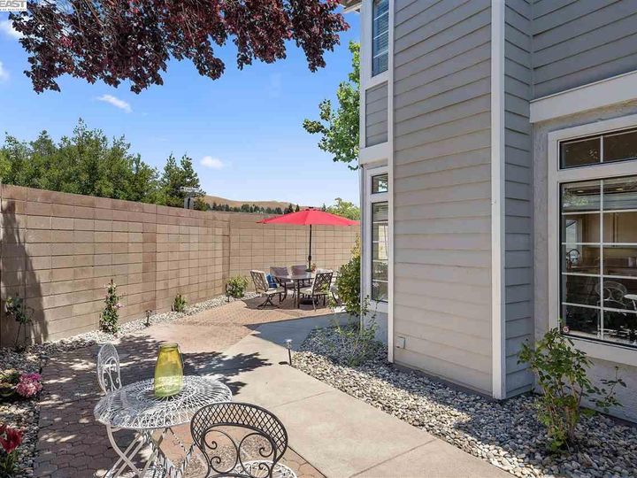 214 Country Meadows Ln, Danville, CA, 94506 Townhouse. Photo 20 of 40