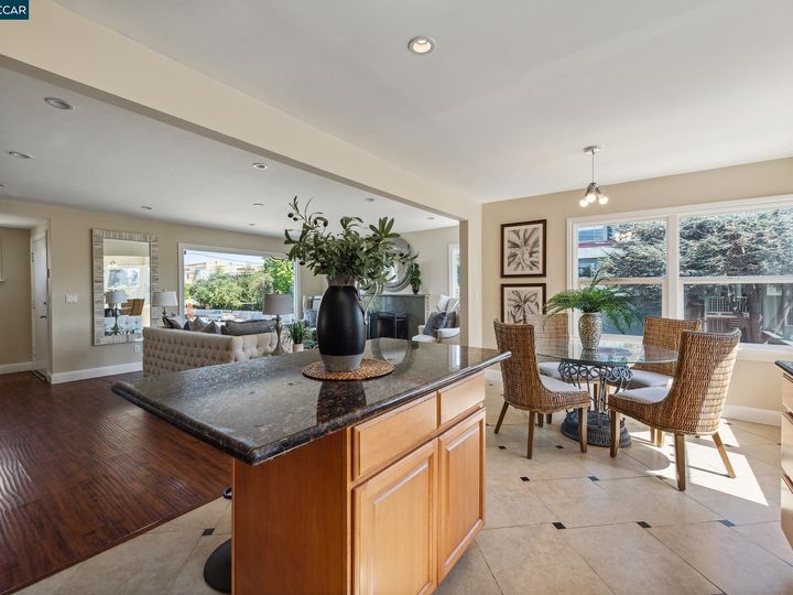 2140 7th Ave, Oakland, CA | Ivy Hill. Photo 17 of 45