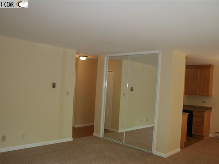 2180 Geary Rd condo #32. Photo 4 of 9