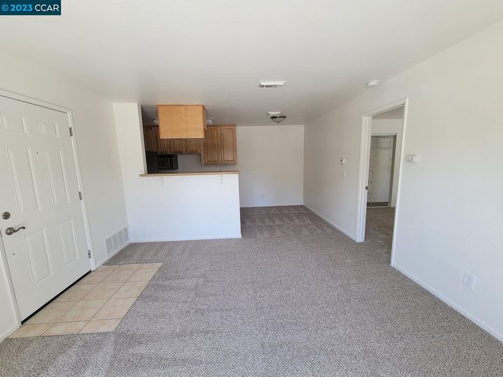 Lakeview condo #. Photo 11 of 24