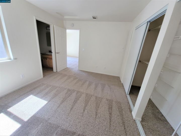 Lakeview condo #. Photo 16 of 24