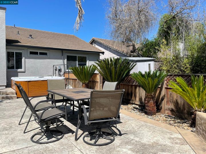 2198 Willow Ave, Pittsburg, CA | Evergreen. Photo 31 of 33