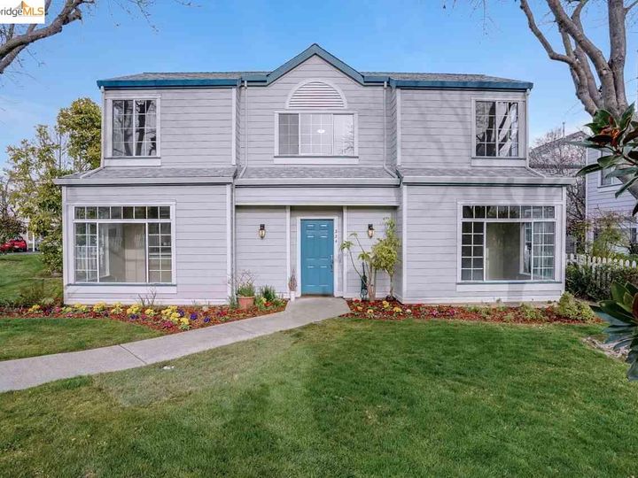 224 Commodore Dr, Richmond, CA, 94804 Townhouse. Photo 1 of 25