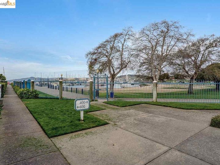 224 Commodore Dr, Richmond, CA, 94804 Townhouse. Photo 25 of 25