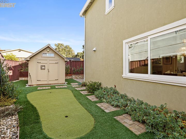 22736 Olive Pl, Hayward, CA | Fairview. Photo 35 of 40