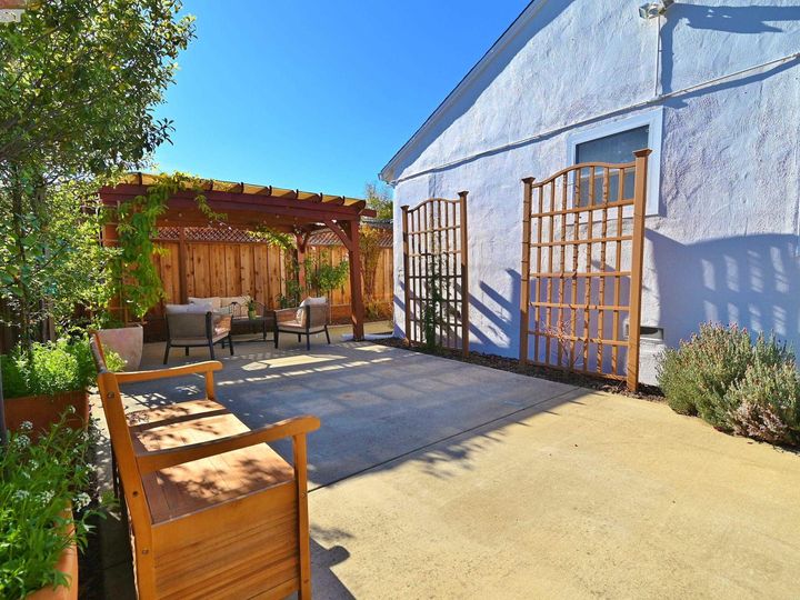 2363 Lessley Ave, Castro Valley, CA | Bay Wood. Photo 37 of 41