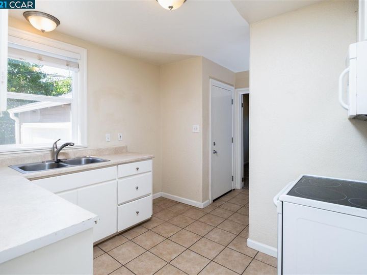 249 Curry Ave, Vallejo, CA | . Photo 7 of 15