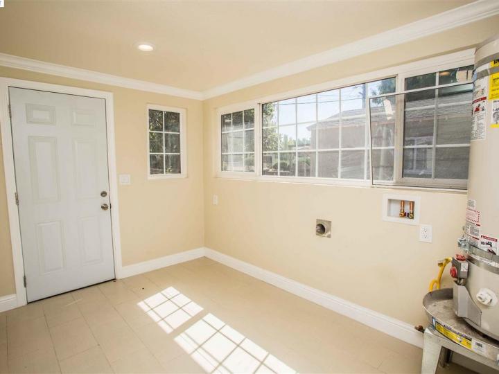 2575 Kelly St, Hayward, CA | Fairview Distric. Photo 17 of 30