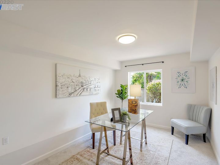 2723 37th Ave, San Francisco, CA | Outer Parkside. Photo 25 of 33